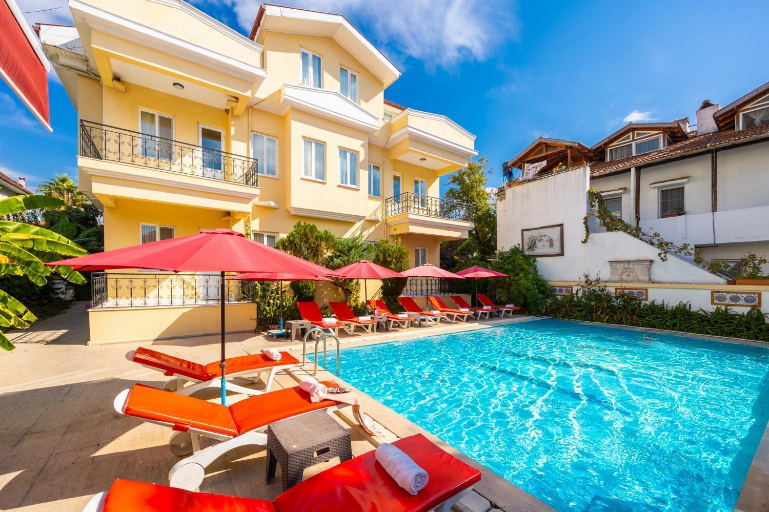 דליאן Grand Prestige Hotel מראה חיצוני תמונה